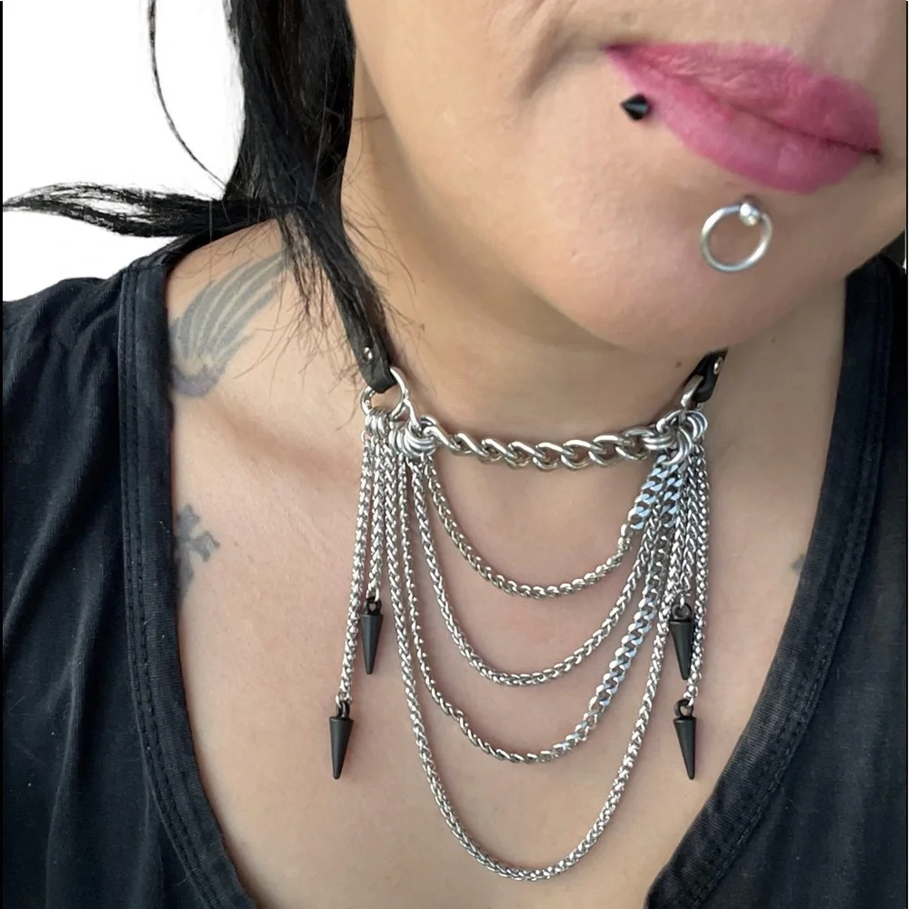 Handmade stainless steel & leather adjustable chain & spikes choker necklace - Picture 11 of 15